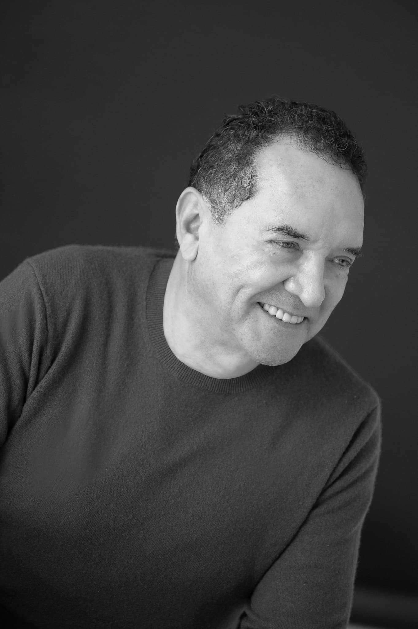 Luis Lara compartiendo conocimiento